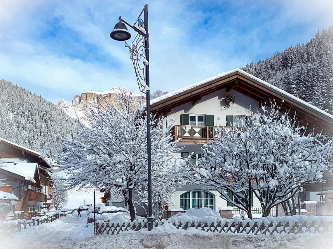 Cesa Stefi Apartment Canazei Luaran gambar
